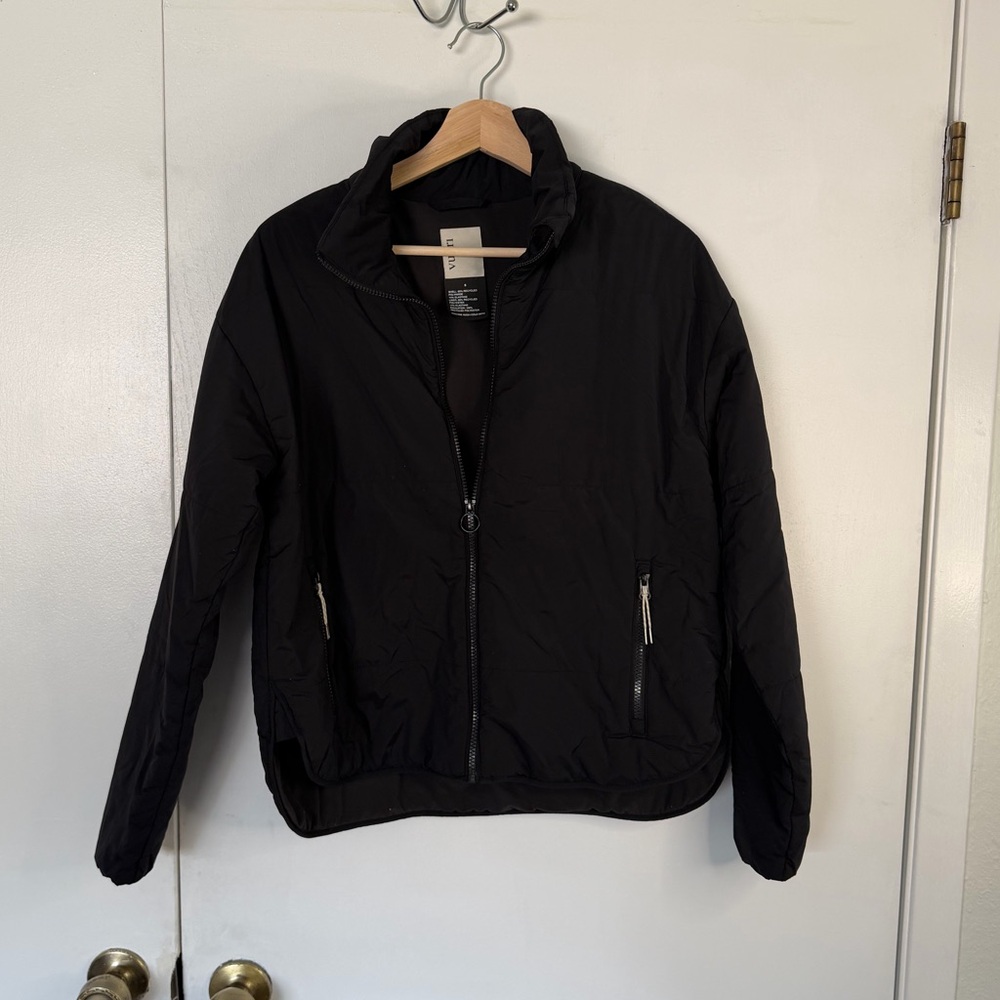 Vuori Black Canyon Insulated Jacket - Picture 2 of 6